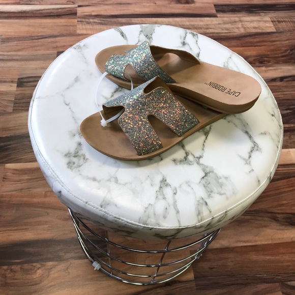 ‼️ Blue Sparkle H Inspired Fashion Sandals - Picture 3 of 7